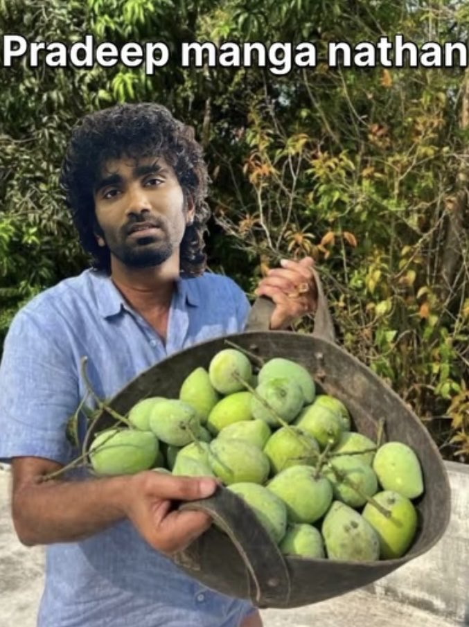 maGLac_'s tweet image. Here you gooo singerrr