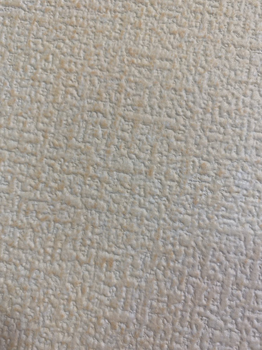 tapichan10's tweet photo. 圧力鍋でキムチ鍋してたら
蒸気で壁が汚れて取れないんだけど、、、、
漂白剤もダメ。洗剤もダメって、、、
ペンキで塗るしかないのかな😭😭😭😭？！
中に染み込んでる感ある...
キッチン横こんな落ちにくい壁にしないでほしい。
すぐ拭き取ったのにこれ、、、、 https://t.co/20H2tN9xNW