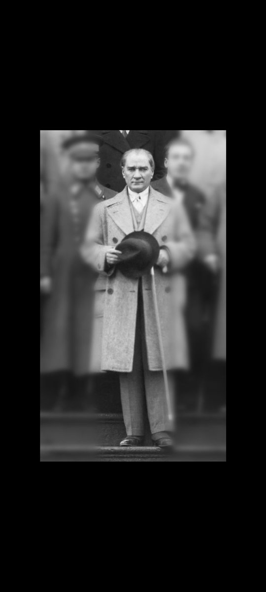 “Umutsuz durumlar yoktur, umutsuz insanlar vardır. Ben hiçbir zaman umudumu yitirmedim.”

— Gazi Mustafa Kemal Atatürk
#CumhuriyetBayramı