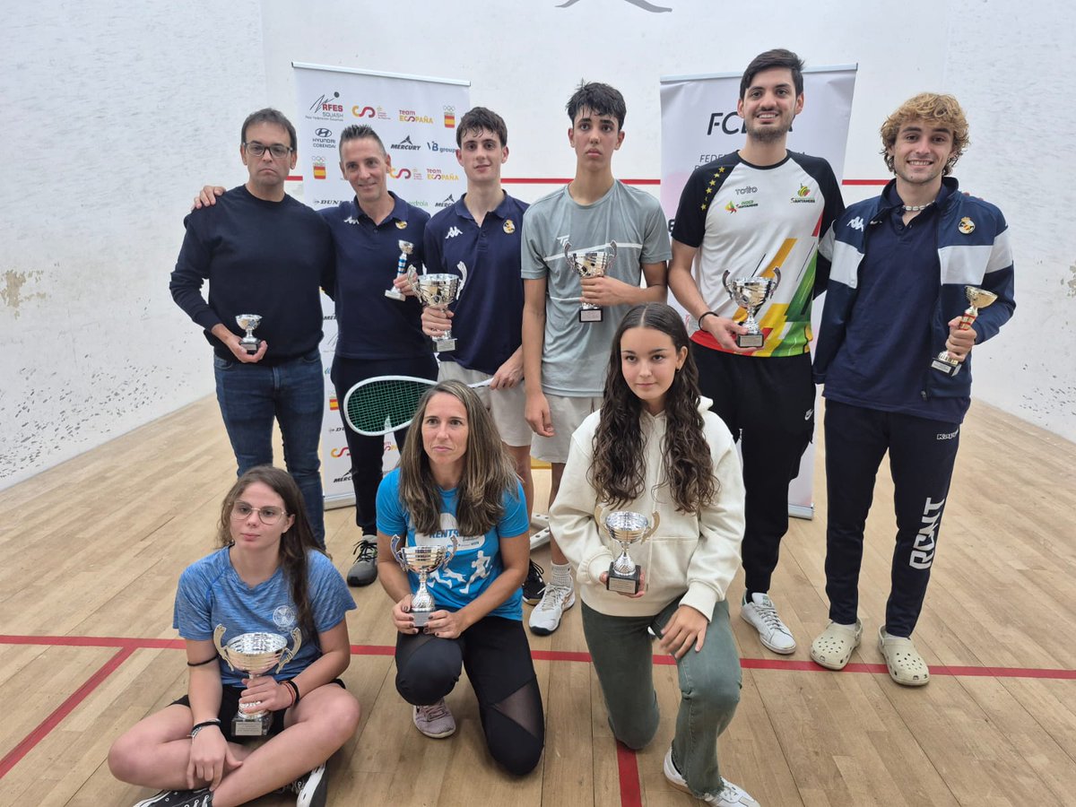 🏆ALBERTO MATEO Y LLUNA AGRUÑA, CAMPEONES DE ESPAÑA DE 2ª CATEGORÍA

🔗 Lee la noticia: realfederaciondesquash.com/alberto-mateo-…

#Squash #SquashEsp #ClubTennisSabadell