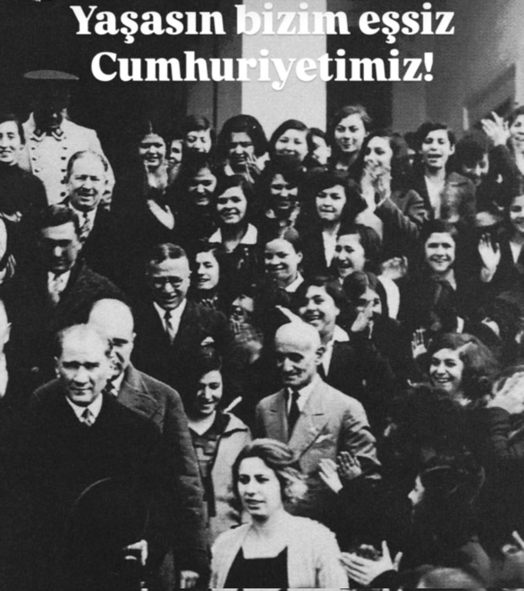 B4rb4r0sE's tweet photo. Mustafa Kemal Atatürk.
 Vatan sana minnettardır. https://t.co/h32d39J1lb