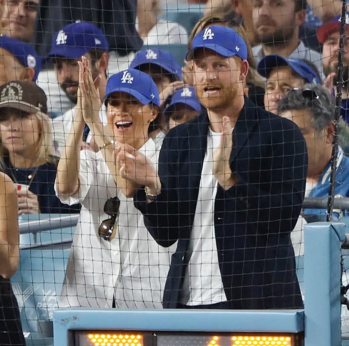 MrMaximilan's tweet image. HAPPINESS. 🥰😍❤️

#HarryandMeghan #LADodgers