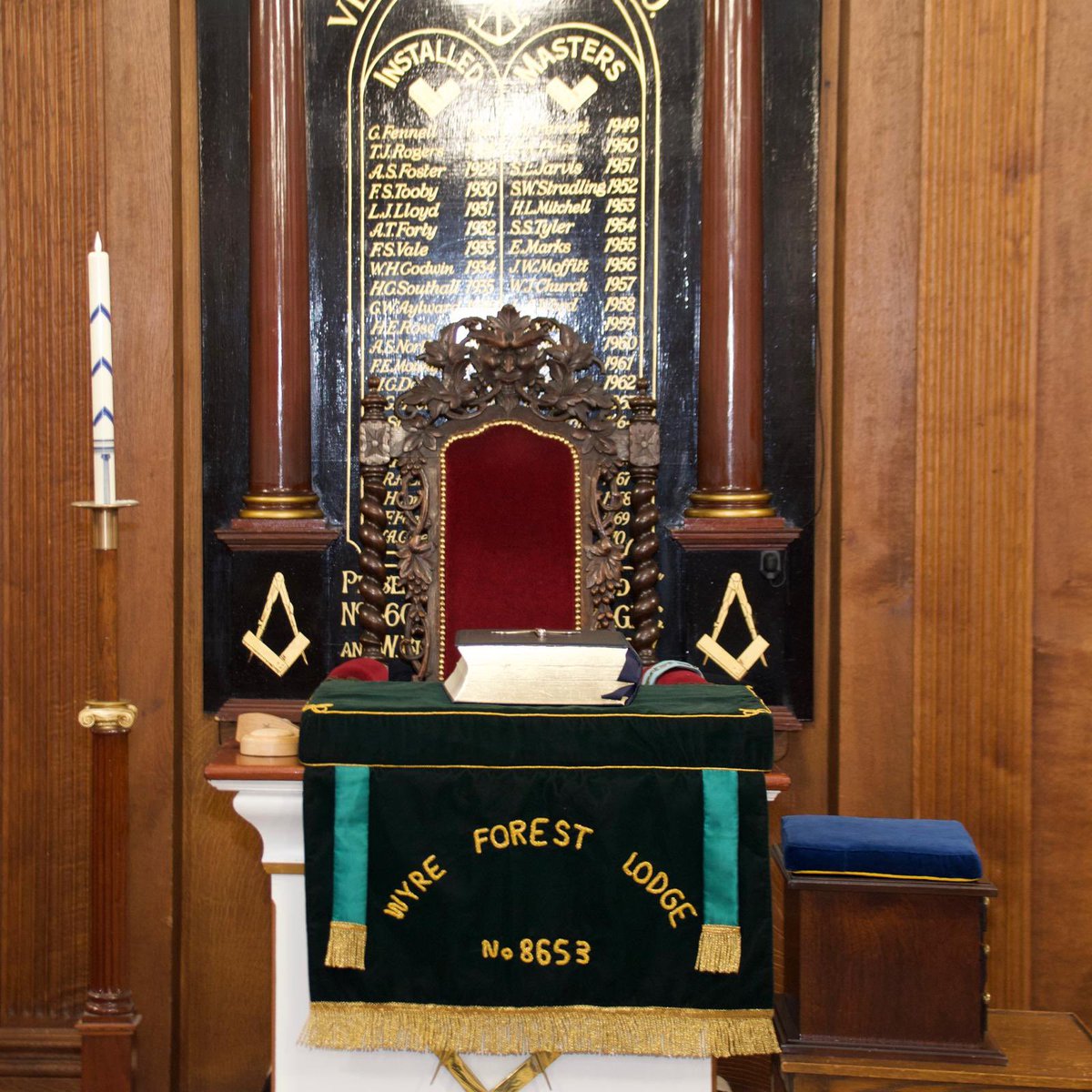 On Monday 27th Oct, Wyre Forest Lodge 8653 celebrated their 50th Anniversary of their Consecration. The PGM presided supported by 15 active provincial officers, the APGM Rev J.T.Parker, W.Bro A.T.Morris, plus the rest of Wyre Forest Lodge and numerous Visitors.