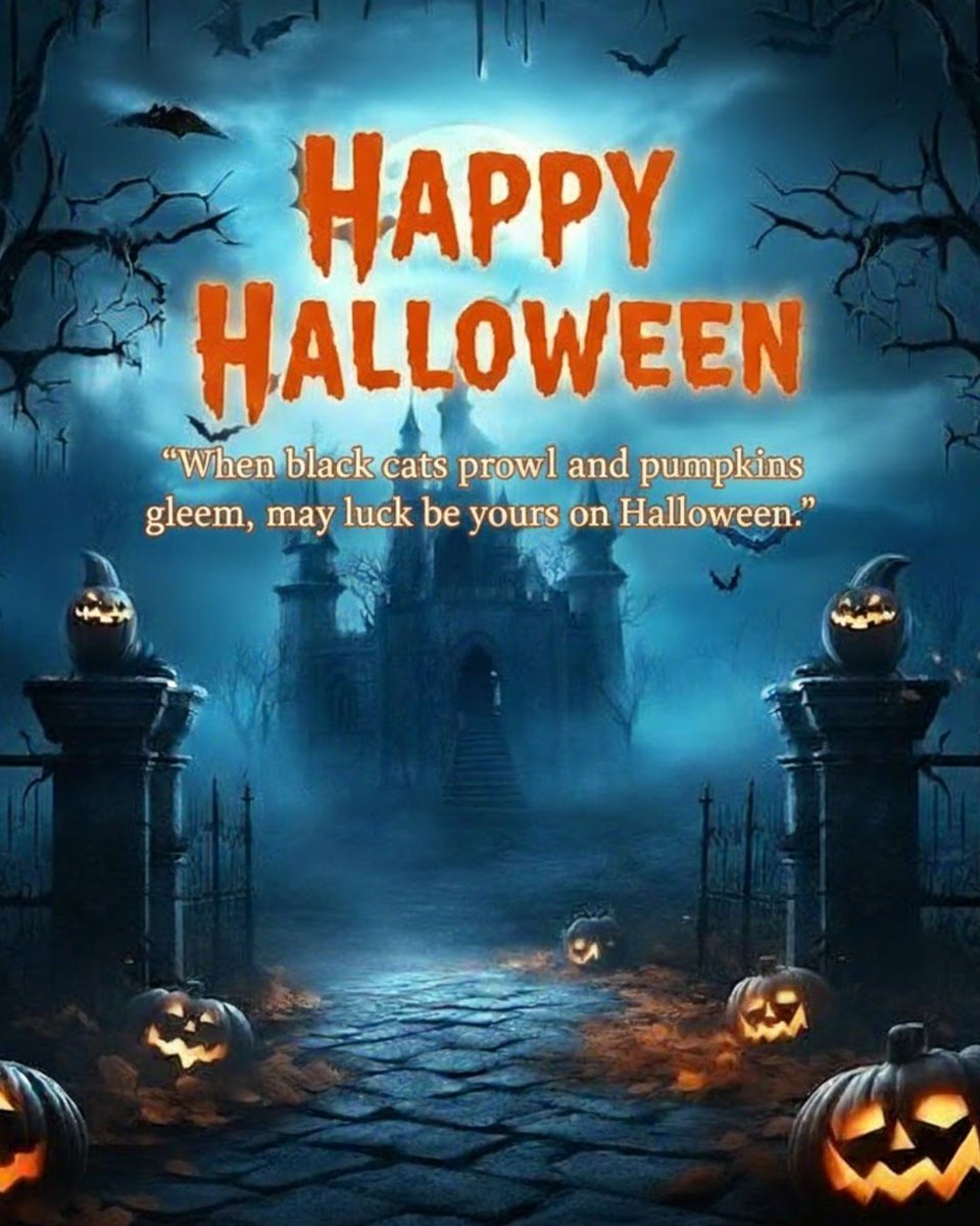 theamyehull's tweet image. Halloween, when we embrace the shadows and find the light within.
 #SilentWhispers #FacingTheUnseen  #AutumnReflections #HonoringTheSpirits #BalanceOfLightAndDark