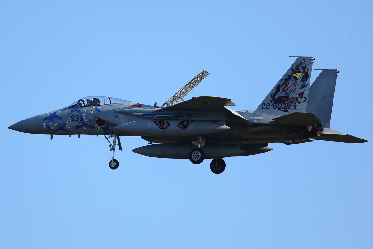 suzu2002526370's tweet image. 【きょうの小松基地】2025/10/29
午前中は最重要ミッション.
午後からローカル.
スペマもう少しだけ残してください.
きょうの306スペマ→下2枚
小松基地