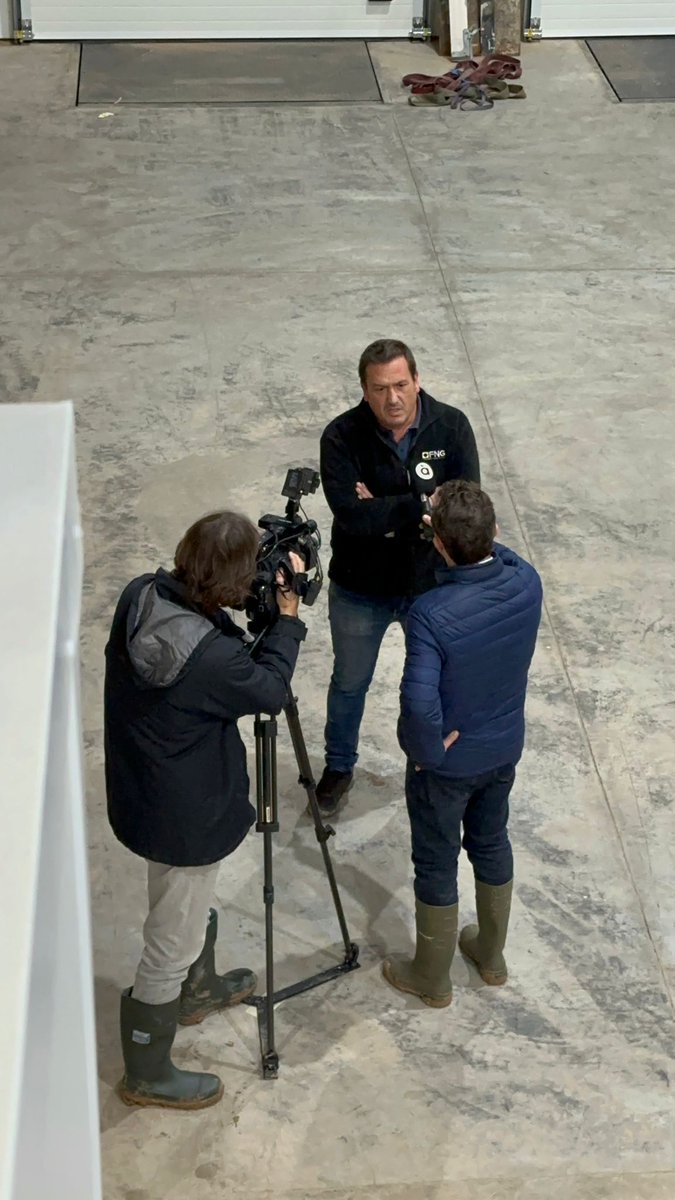 Un año después de una de las peores tragedias recientes de nuestro país, no podemos más que recordar el coraje de nuestro equipo y su capacidad de resiliencia tras sufrir las consecuencias de la #dana en nuestras propias instalaciones de Riba-Roja de Túria. 

¡Gracias! 💚