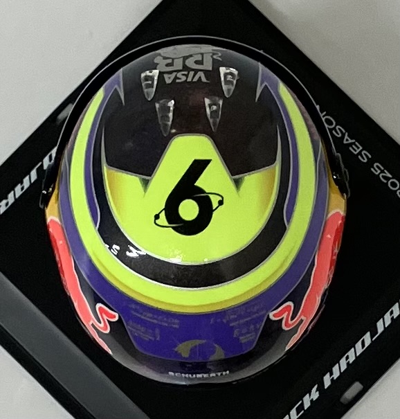 ハジャーが実際に被っているヘルメットメーカーが製作をしている