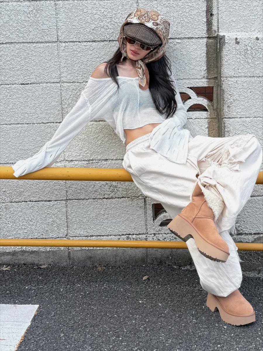 アグ　UGG クロシェ編み MA-1 BLACK シンディ着用 アグ UGG クロシェ編み MA-1 BLACK シンディ着用