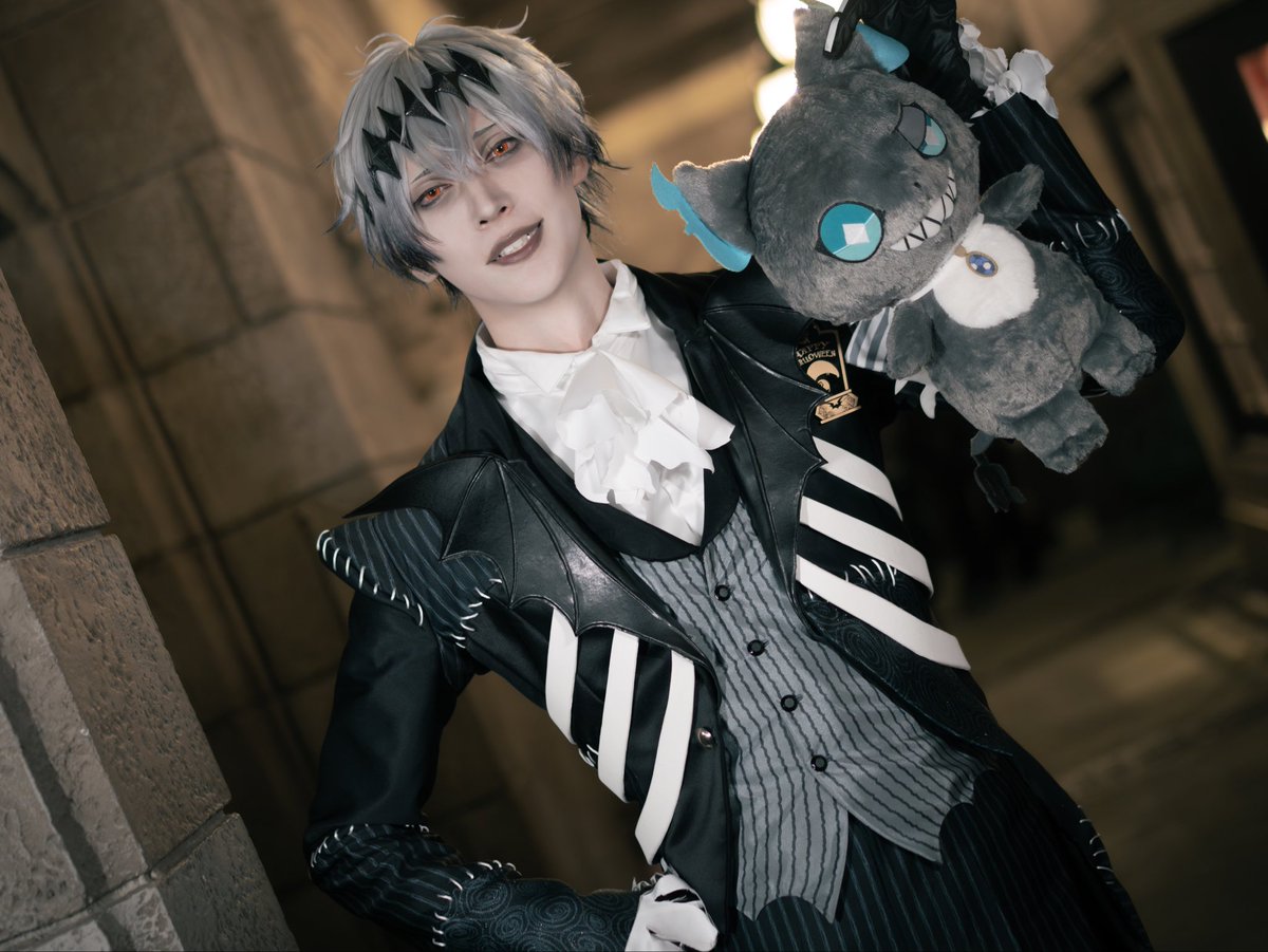 ayukawa_taiyou's tweet image. グリムさんの持ち方研究中。

スカリー

#Dハロ #Dハロ仮装 #Dハロツイステ 
#Dハロ仮装2025