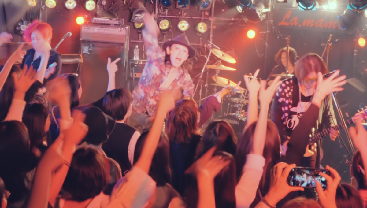 5/9『K in the Park 2025』のダイジェスト動画を公開しました🤵‍♂️
配信動画に更に3カメ追加したディレクターズカット版になります🤵‍♂️
ぜひご覧ください🤵‍♂️

youtu.be/ilXp5O42Bsw?si…

管理人 堀楠雄🤵‍♂️

#HOLICS  #ホリックス