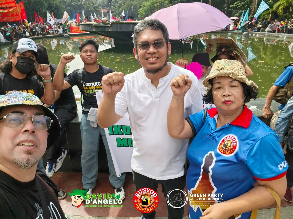 greenpartyph's tweet photo. 𝗕𝗔𝗛𝗔 𝗦𝗔 𝗟𝗜𝗪𝗔𝗦𝗔𝗡𝗚 𝗕𝗢𝗡𝗜𝗙𝗔𝗖𝗜𝗢 

Nakiisa ang GPP Kalikasan Muna - Green Party of the Philippines sa Bunyog - Pagkakaisa at Environmentalists Stand Against Corruption Alliance sa isinagawang Baha sa Liwasang Bonifacio noong October 21.

#GreenPartyPH https://t.co/S9Qgdo9HnZ