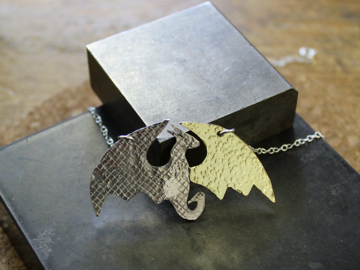 Quarterworkshop's tweet image. Every piece made in our workshops is as unique as the person who creates it.
No two rings, pendants, or bangles are ever the same. That’s the beauty of handmade!
See what’s possible when you make something yourself. 💍

#handcraftedjewellery #madebyyou #oneofakind