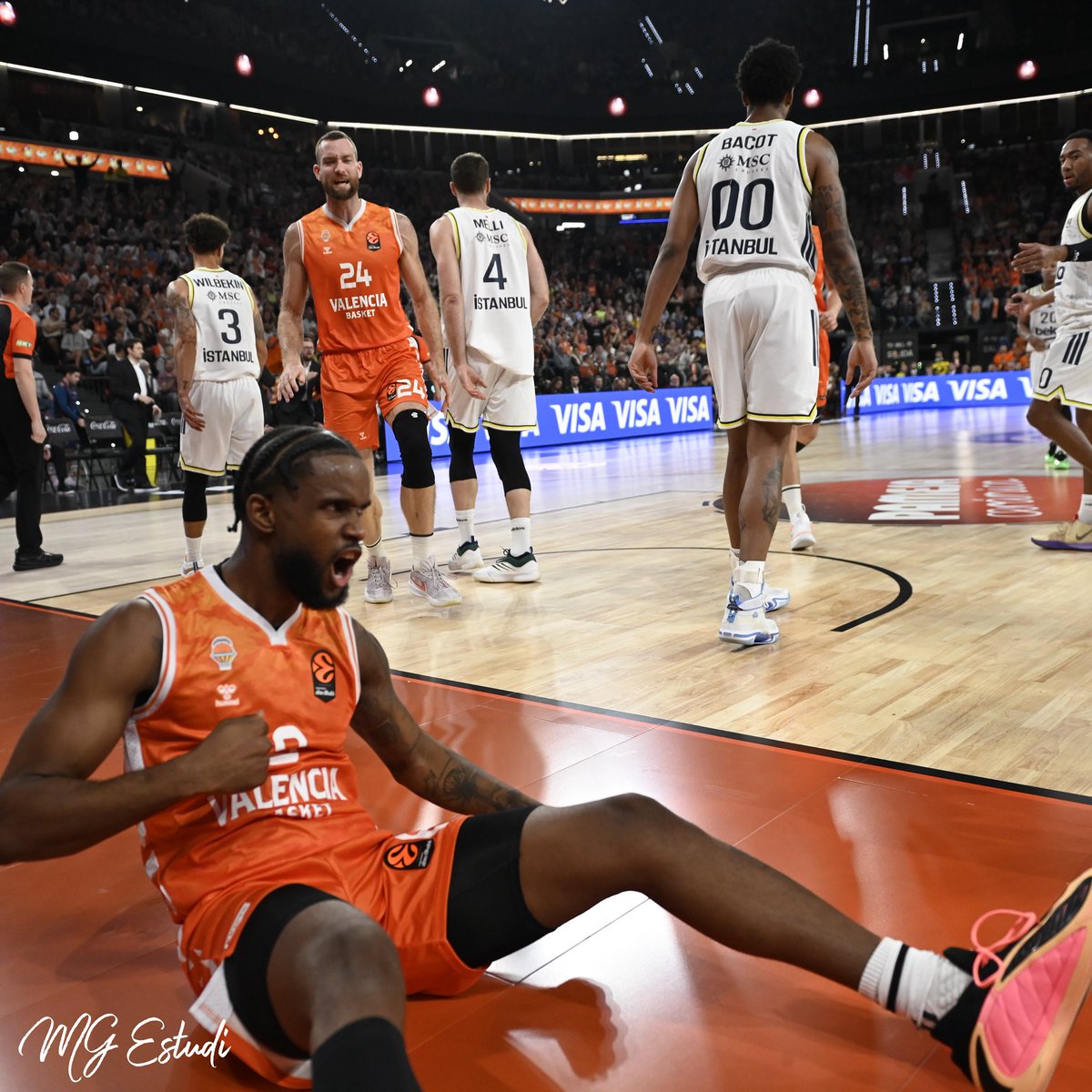 mgestudi's tweet photo. @valenciabasket vence por 94-79 a @FBBasketbol en el Game 7 de la @EuroLeague https://t.co/xjMwe5Tr2A