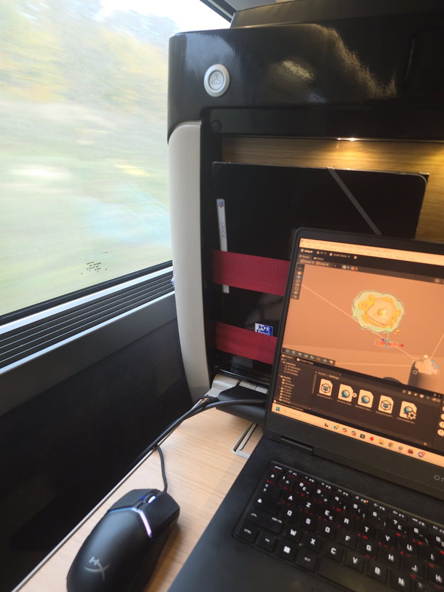 En route, pour la #PGW mais je travail sur l'ENJAM <a href="/Cnam_Enjmin/">Cnam-Enjmin</a> pour le rendu final ce jour de mon train.  #gamejam #jeuvideo #gamedev #sounddesign #gametech #audioprogrammeur