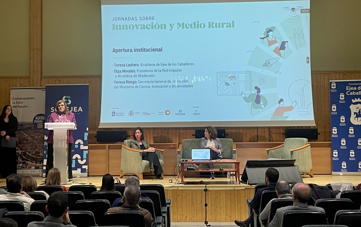 <a href="/SOFEJEA/">SOFEJEA</a> <a href="/aytoejea/">Ayuntamiento de Ejea de los Caballeros</a> <a href="/ViladecansTweet/">AjuntamentViladecans</a> 🟠 Teresa Riesgo, secretaria general de Innovación de <a href="/CienciaGob/">Ministerio de Ciencia, Innovación y Universidades</a>, pone el broche final a la apertura institucional.

🗣️ «La innovación debe sustentarse en los pilares del conocimiento, la creatividad, la colaboración, la financiación y la regulación.»