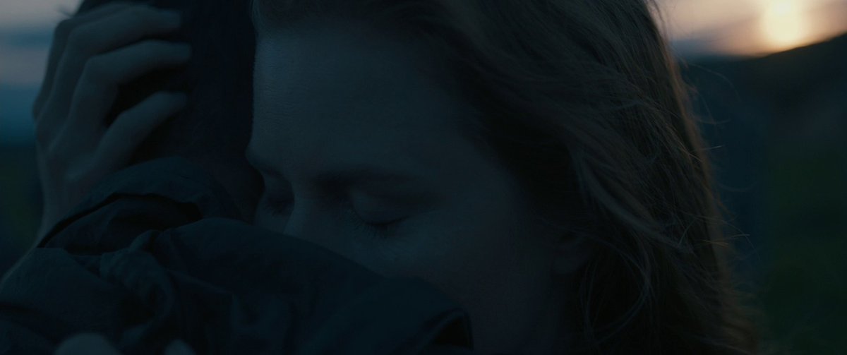 “Y bien, Hannah. Aquí es donde empieza tu historia. El día que se marcharon. A pesar de conocer el camino... y a dónde conduce..., lo acepto gustosa y agradezco cada instante de él”.