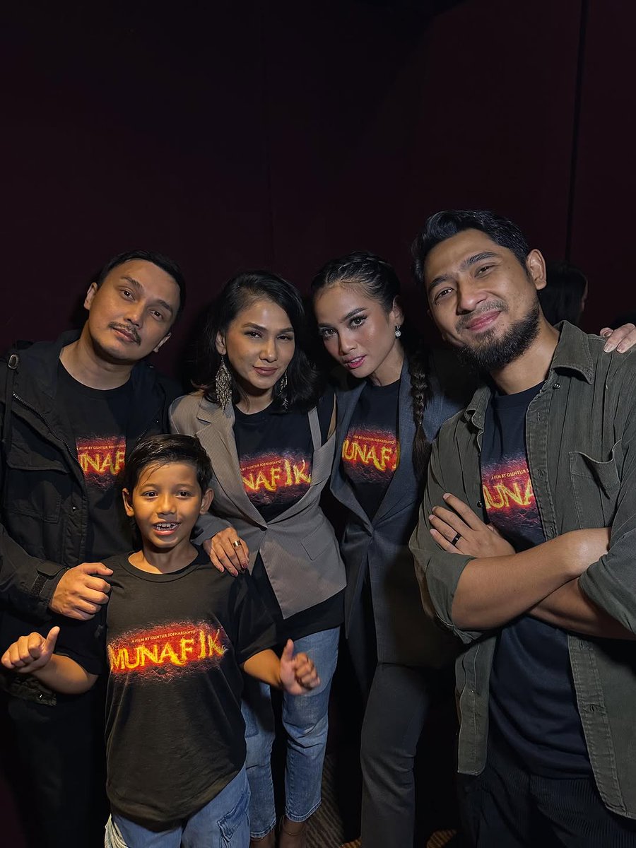 sapsyp5's tweet photo. FILM MUNAFIK 🔥🔥🔥
#ProjectMistisAryaSaloka
#FilmMunafik https://t.co/mTUmZslcfi