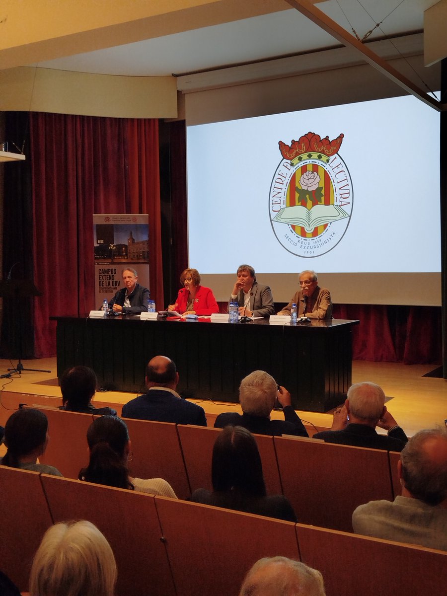 Centre de Lectura tweet media