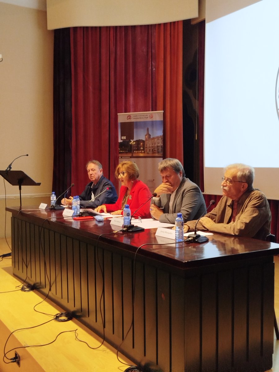 Centre de Lectura tweet media