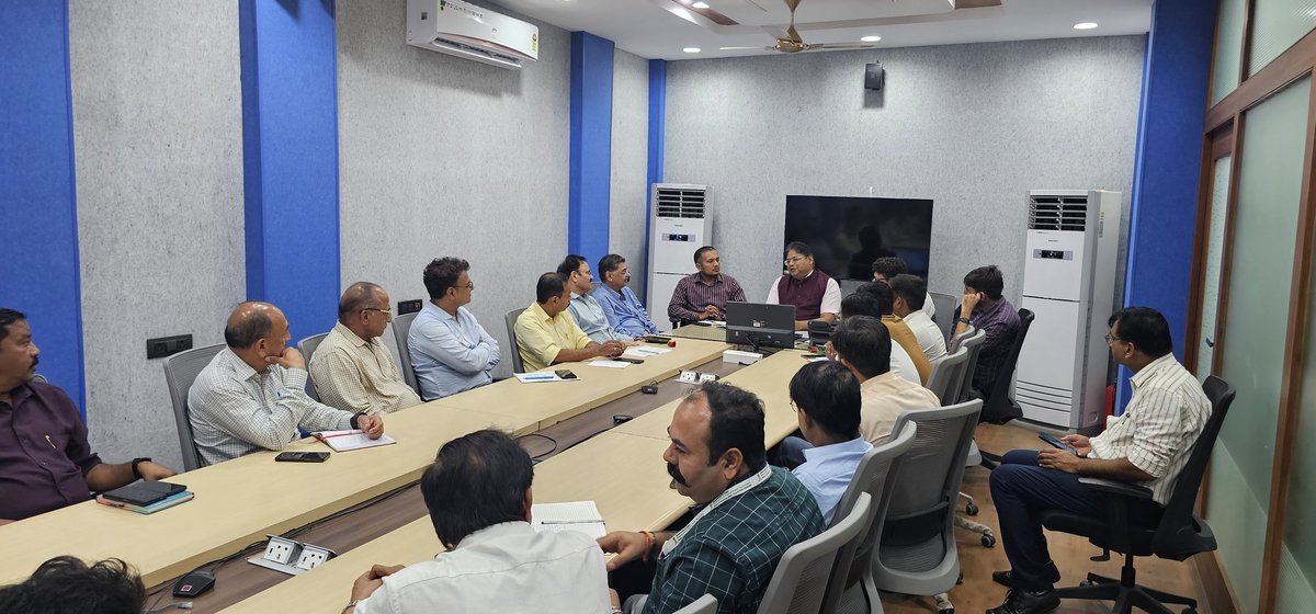 DRM Ahmedabad tweet media