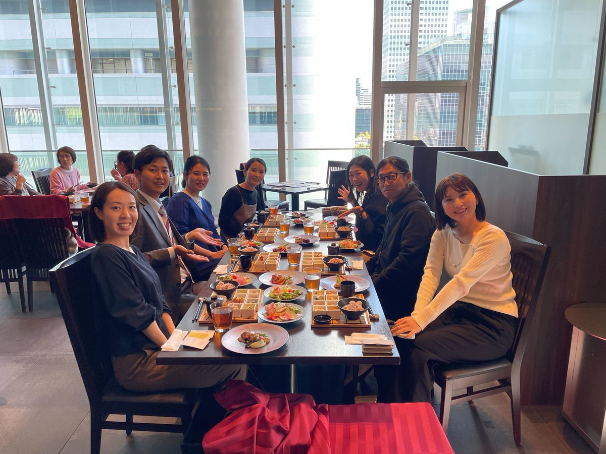 zeroichi_PR's tweet image. 今日は大阪でのランチ会を開催しました✨
運営からは代表の野澤（@naohito_nozawa ）が参加しました！
新規の方から、長く在籍してくださる方まで集まり、初めましてとは思えないほど
「楽しかった！」とのお声も多く、交流の輪がぐっと広がりました！…