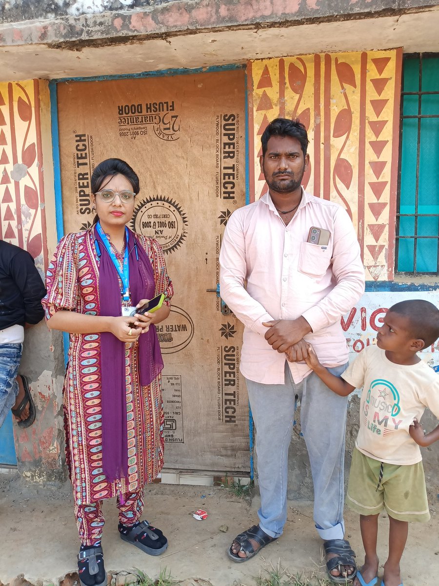 Radio_Narad's tweet image. 🎙️RJ Yashika @RadioNarad904FM पहुँचीं कांडली गांव #SmartNGO के अभियान #SehatSahiLaabhKayi के तहत
ग्रामीणों को दी जानकारी #AyushmanCard, #AbhaID व #ArogyaMandir योजनाओं पर जागरूकता बढ़ाई।
 @ngo_smart @jpbansi @JPNadda @MoHFW_INDIA @MIB_India @BMGFIndia  @UPGovt @UP_Swasth @ntep_UP