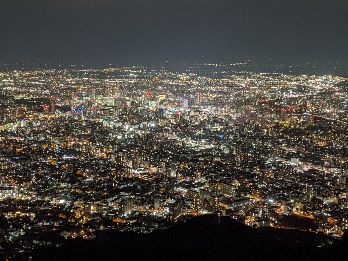 新婚旅行3日目
山の上の夜景