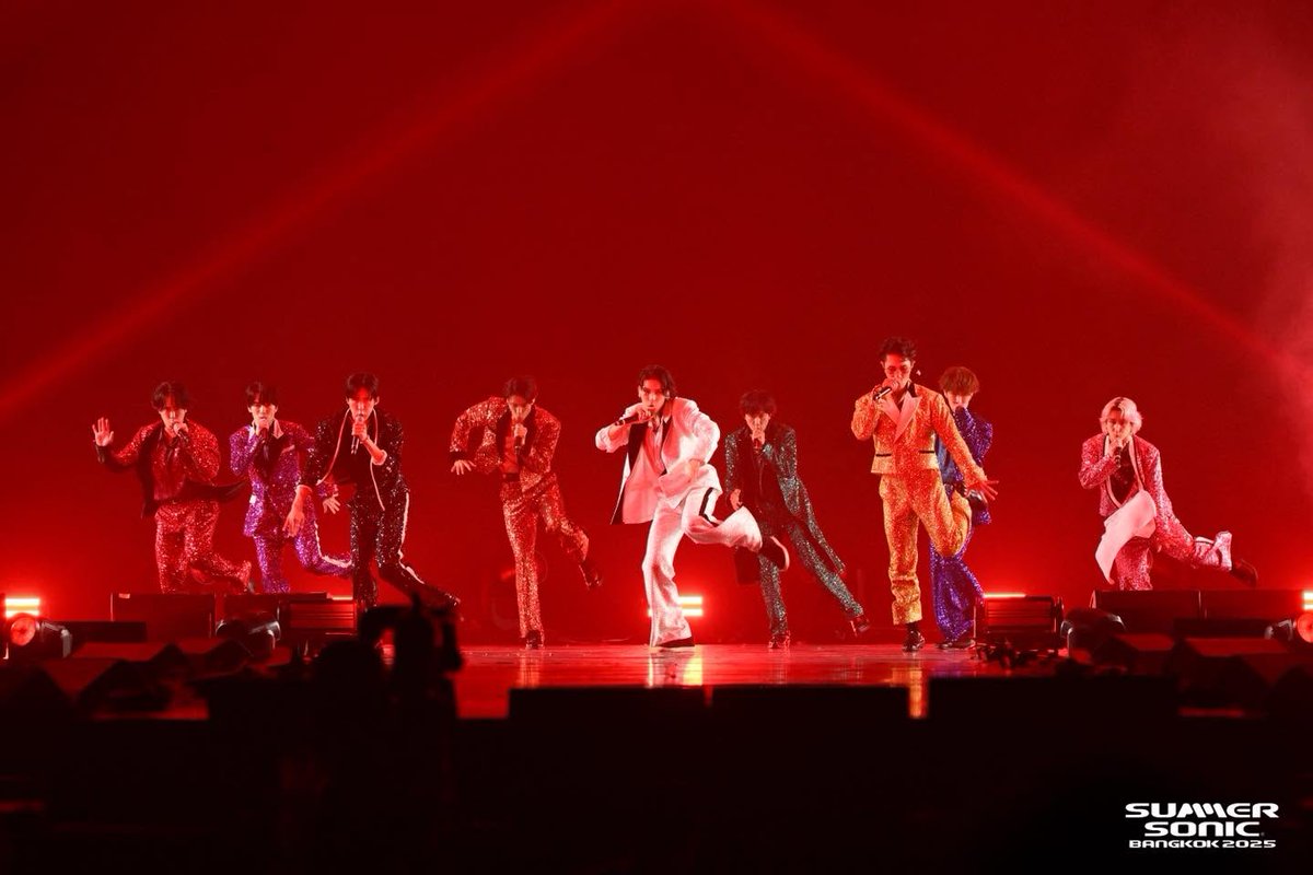 fanSnowManinfo's tweet photo. 📣5th Album「音故知新」
シリアル動画 詳細解禁⛄️

『SUMMER SONIC BANGKOK 2025』の舞台裏を各形態ごとに収録✨

💿初回盤A：前日リハーサル＆本番の舞台裏👀
💿初回盤B：会場ケータリングに密着
💿通常盤：タイ語練習＆本番MCの一部を収録

貴重なオフショットをお見逃しなく❄️

#SnowMan #音故知新 https://t.co/esiT9x3nQh