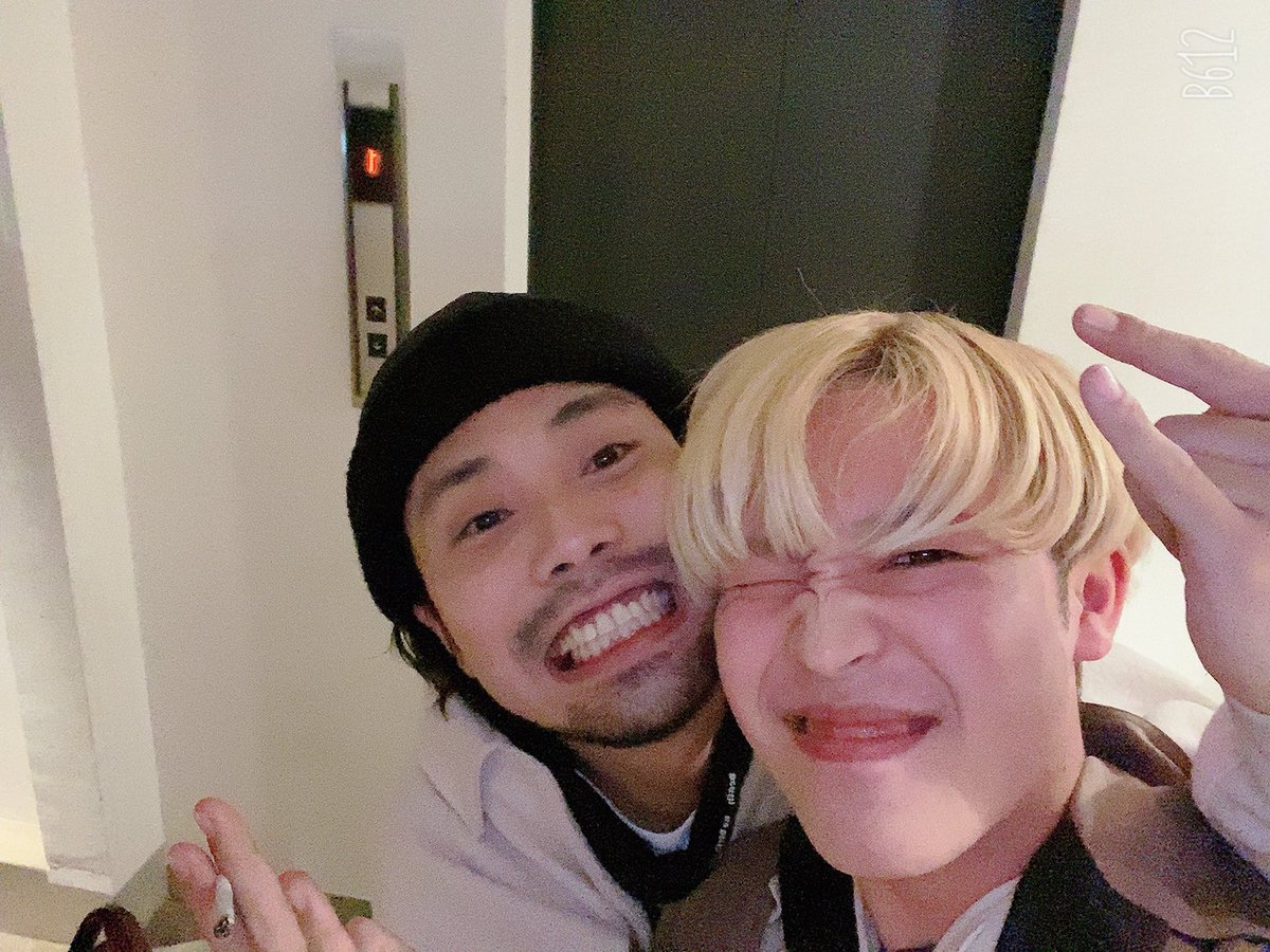 宮古島のメロメロが最高すぎて 余韻に浸ってます

2020年かな、上京してきて
コロナ禍で ライブもレコーディングも全然出来へんくて どうしよって思ってた時に
ゴエさんに、いきなりインスタで
「僕、ファンです！ギター弾かせてください！！！」って送った日のことを今でも覚えてます笑