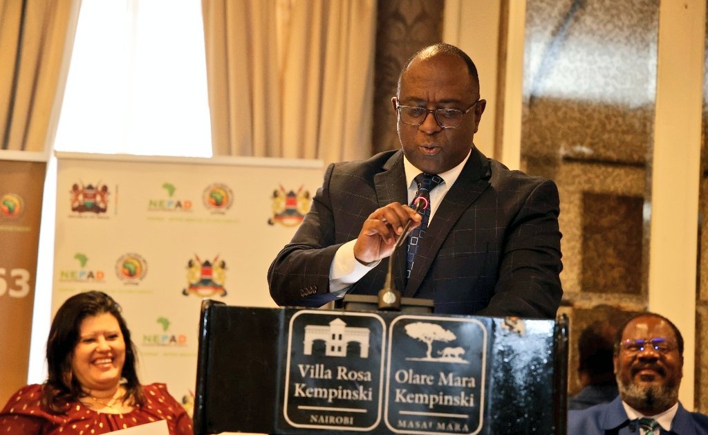 NepadAprmKenya's tweet image. Today, @NepadAprmKenya &amp;amp; @APRMorg kick off a high-level workshop led by Amb. Dr. Samori Okwiya to launch the 3rd Biennial Report on Governance Enablers of SDGs &amp;amp; #Agenda2063. Session 1 unpacks its goals, rationale &amp;amp; roadmap-powering #SDG16 &amp;amp; #Agenda2063 governance goals!#SDG16