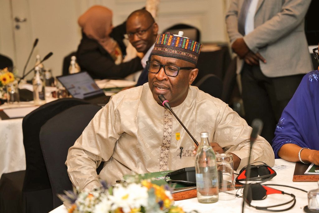 NepadAprmKenya's tweet image. Today, @NepadAprmKenya &amp;amp; @APRMorg kick off a high-level workshop led by Amb. Dr. Samori Okwiya to launch the 3rd Biennial Report on Governance Enablers of SDGs &amp;amp; #Agenda2063. Session 1 unpacks its goals, rationale &amp;amp; roadmap-powering #SDG16 &amp;amp; #Agenda2063 governance goals!#SDG16