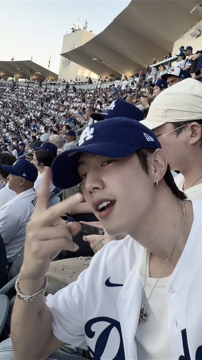 93again's tweet photo. มาร์คต้วนเท่เผื่อคนทั้งโลกแล้วㅠㅠ

#MarkTuan @marktuan https://t.co/YGh38jTSIE