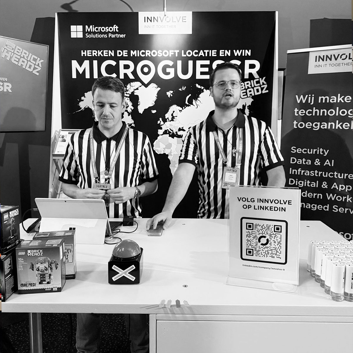 innvolve_it's tweet image. INNVOLVE is weer te vinden op Techorama! Kom vandaag nog naar onze stand, doe mee met de unieke #Microguessr game en raad de Microsoft locatie!

Zet hem op referees Tobias van den Hurk en Bart Brouwers! 🚀 

#innvolve #techorama #geoguessr #microsoft #kinepolis #jaarbeurs