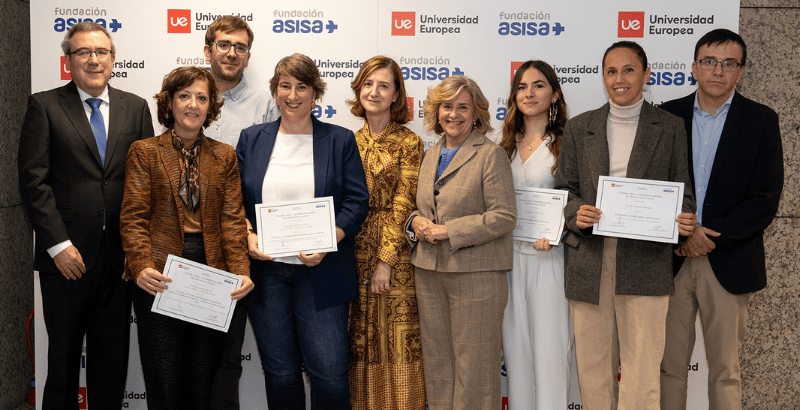 UEuropeaPrensa's tweet photo. ➡️📝La @UEuropea y la Fundación @AsisaSalud celebran la XVI edición de los Premios Cátedra ASISA, en el que se ha resaltado la importancia de la investigación como motor de cambio social.
#investigacion #progresosocial #ejerciciofisico
https://t.co/PLv9iOvd0e https://t.co/2KXPZLaWhb