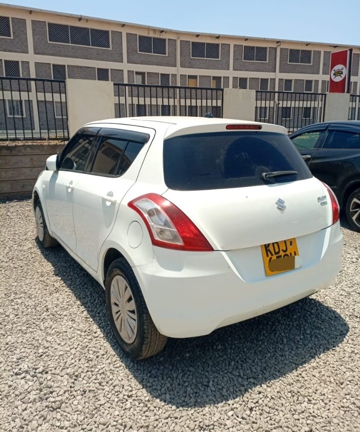 murigiepearl's tweet image. SUZUKI SWIFT 2015 1300CC, 
VIEWING IN NAIROBI. 💸 KSH750K NEGOTIABLE. 0793980010
KEY SPECS 
Engine 1300cc DOHC 
Transmission: automatic CVT 
Power Output: 91hp; 120nm
Drive train: FWD
Acceleration 0-100km/h in 11sec 
⛽️ fuel economy of 16-20km/l