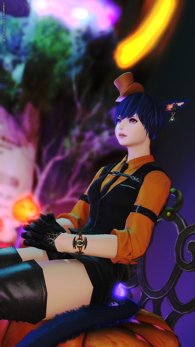 h_x_ff14's tweet image. keiさんと一緒にりーさんのハロウィンスタジオに乗り込んできました～！光と色彩が綺麗✨
ホラーゲームの話とかしながら長時間おじゃましてました🎃
#CS_R_PLUS