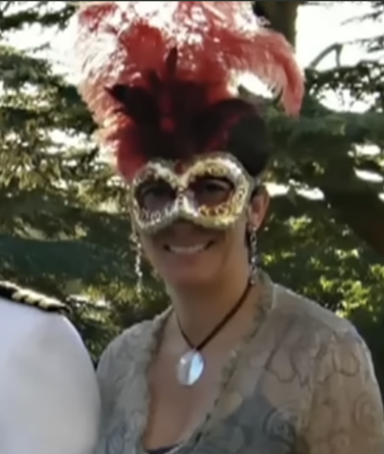 glamshanks's tweet photo. gay halloween is crazy what do you mean you're ghislane maxwell at a 2006 birthday party at prince andrew's mansion https://t.co/q6OYtjnMQP