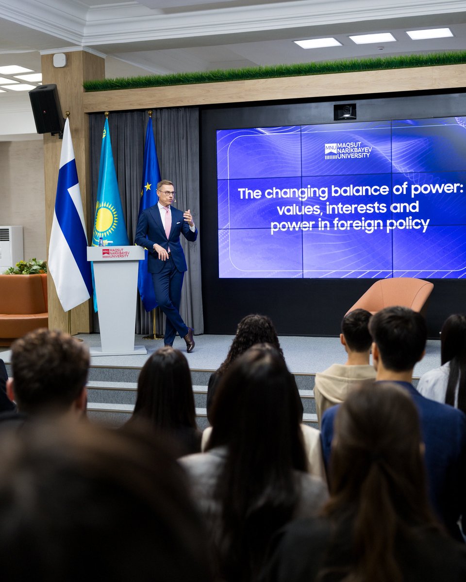 alexstubb's tweet image. Kiitos mahdollisuudesta luennoida Maqsut Narikbajev -yliopistossa. 

Puhuin opiskelijoille monenkeskinen maailman murroksesta ja tulevaisuudesta.

Tulevalla sukupolvella on iso rooli, millaiseksi maailmanjärjestys muovautuu.