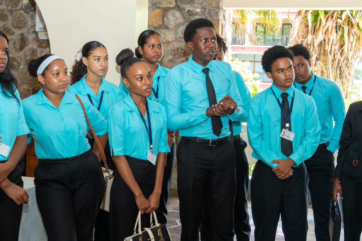 On the morning of Saturday 25th October 2025, Members of the Seychelles Cohort of the Parlement Regional des Jeunes de L’Indianoceanie (PRJIO) attended a Sitting of the Seychelles National Youth Assembly (SYNA), following the 5th Sitting of the 20th Cohort presided by Deputy