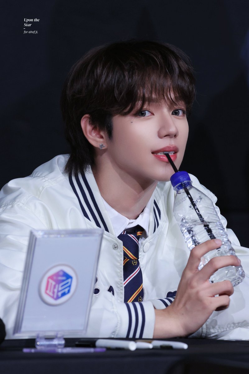 𝕌𝕡𝕠𝕟 𝕥𝕙𝕖 𝕤𝕥𝕒𝕣 💫 tweet media