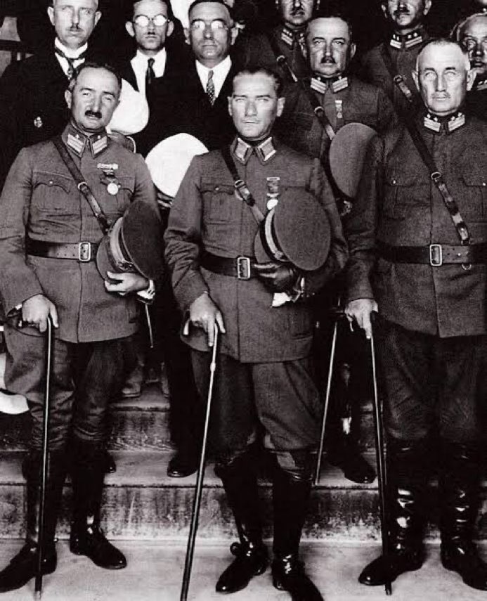 Warchillect (@warchillect) on Twitter photo 