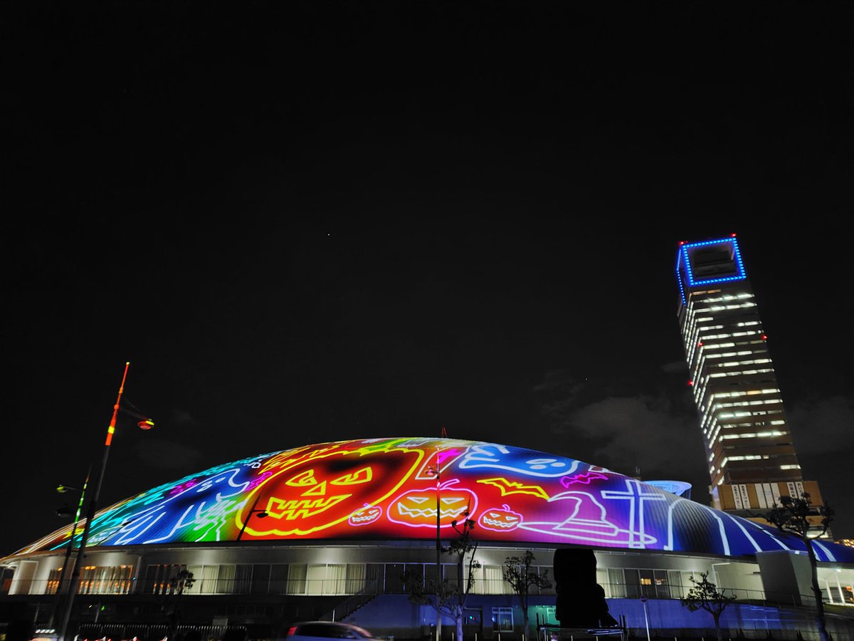 kagawa_nyanko's tweet image. きれい。
#プロジェクションマッピング #あなぶきアリーナ #ハロウィン