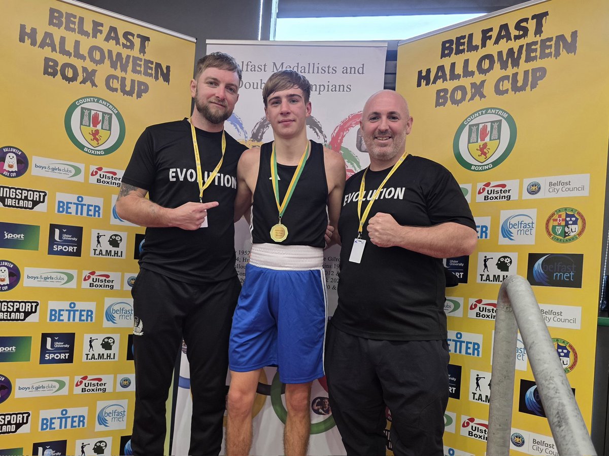 EvolutionBoxin1's tweet image. 🎃Halloween Belfast Box Cup 

🥇Gage Stoker takes gold after 3 sensational bouts over the weekend in the International Belfast Box Cup. 3 bouts in 3 back to back days 

Well done Gage👏

#TeamEvolution #evolutionboxingclub #Belfastboxing