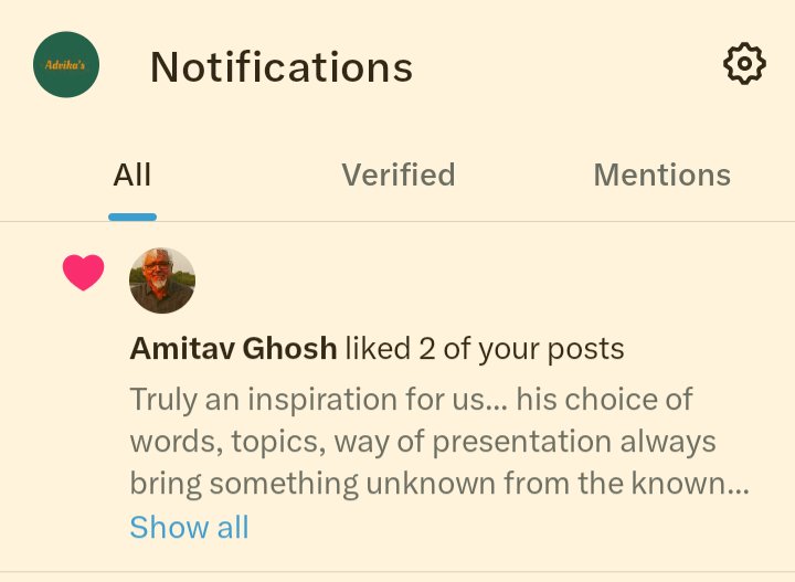 advikasword's tweet image. Feeling blessed...growing up reading his works...getting inspired everytime with his wise words...&amp;amp; then getting likes from my idol...can&apos;t explain how it feels...can&apos;t explain how it encourages...😊😊😊😊😊😊😊😊😊 Thank you Sir!!! @GhoshAmitav 
#Novels #LiteraturePosts #essays