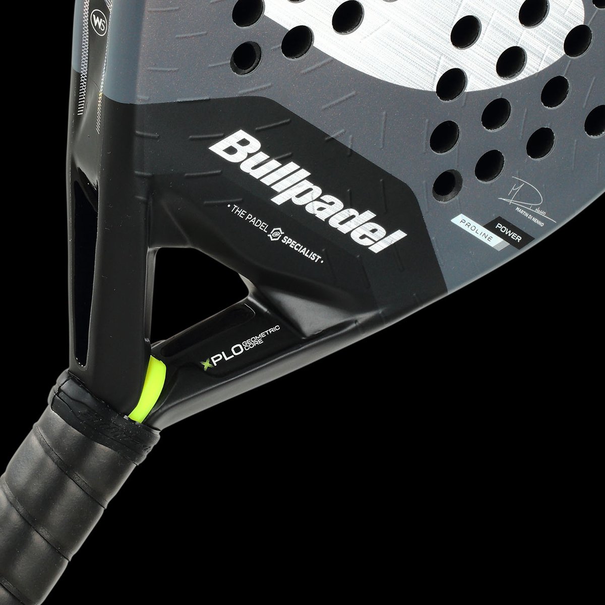 bullpadelsport's tweet image. 𝐗𝐏𝐋𝐎 𝐂𝐌𝐅 𝟐𝟎𝟐𝟔: Explosive power

🥽Experimenta un rendimiento explosivo con una comodidad excepcional.

🛒bit.ly/XploCMF26 

#XploCFM26 #ExplosivePower