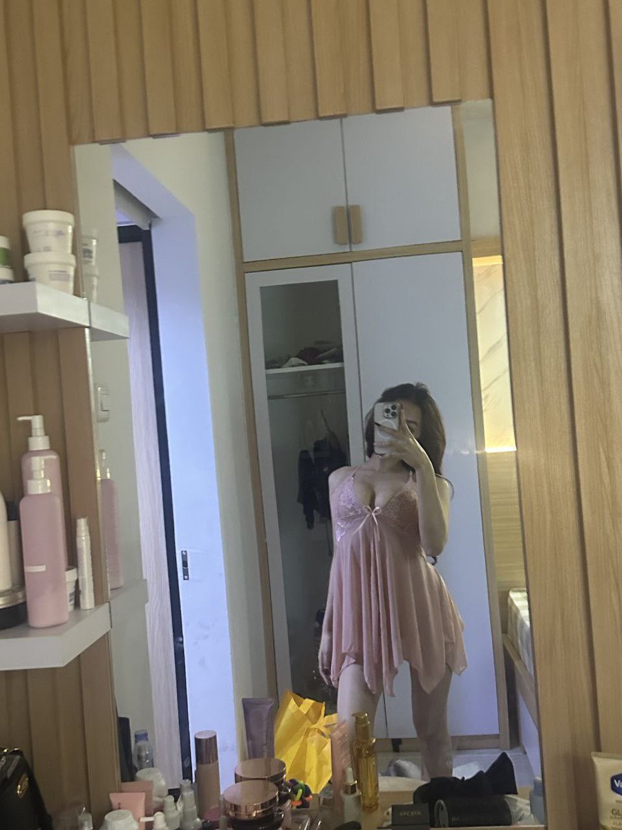 bahanmalamkunih's tweet photo. dindanih lagi 🥵🥵🥵🥵💦💦💦💦 https://t.co/c5D0heRYKI