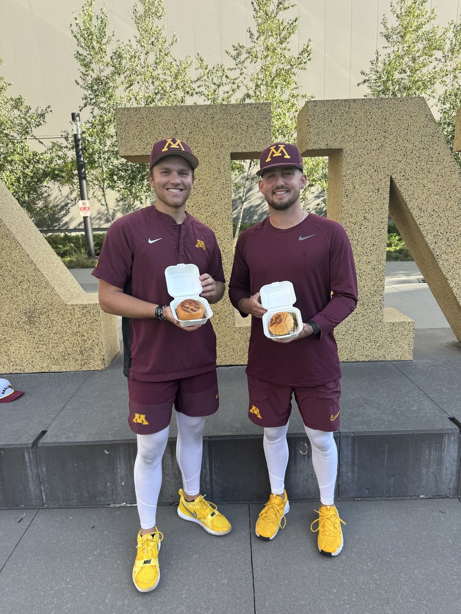 Hungry at Huntington Bank Stadium? Make sure to check out Parlour Burger on the West Plaza. Not only is it the best burger in the game, but 100% of the proceeds go to support Gopher student athletes. Do not miss out!!