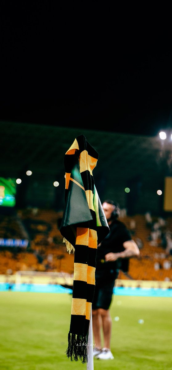 IN THEIR HOUSE 😎 !