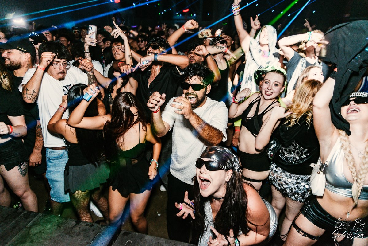 Hard Wired returns THIS SATURDAY at Sounders for another epic night of hardstyle and hard techno only!

🎧 Headliner: GOTHPARADE (formerly Yultron)
🎫 FREE RSVP → soundersdallas.com 
🔊 Featuring Dallas’ BEST Sound System