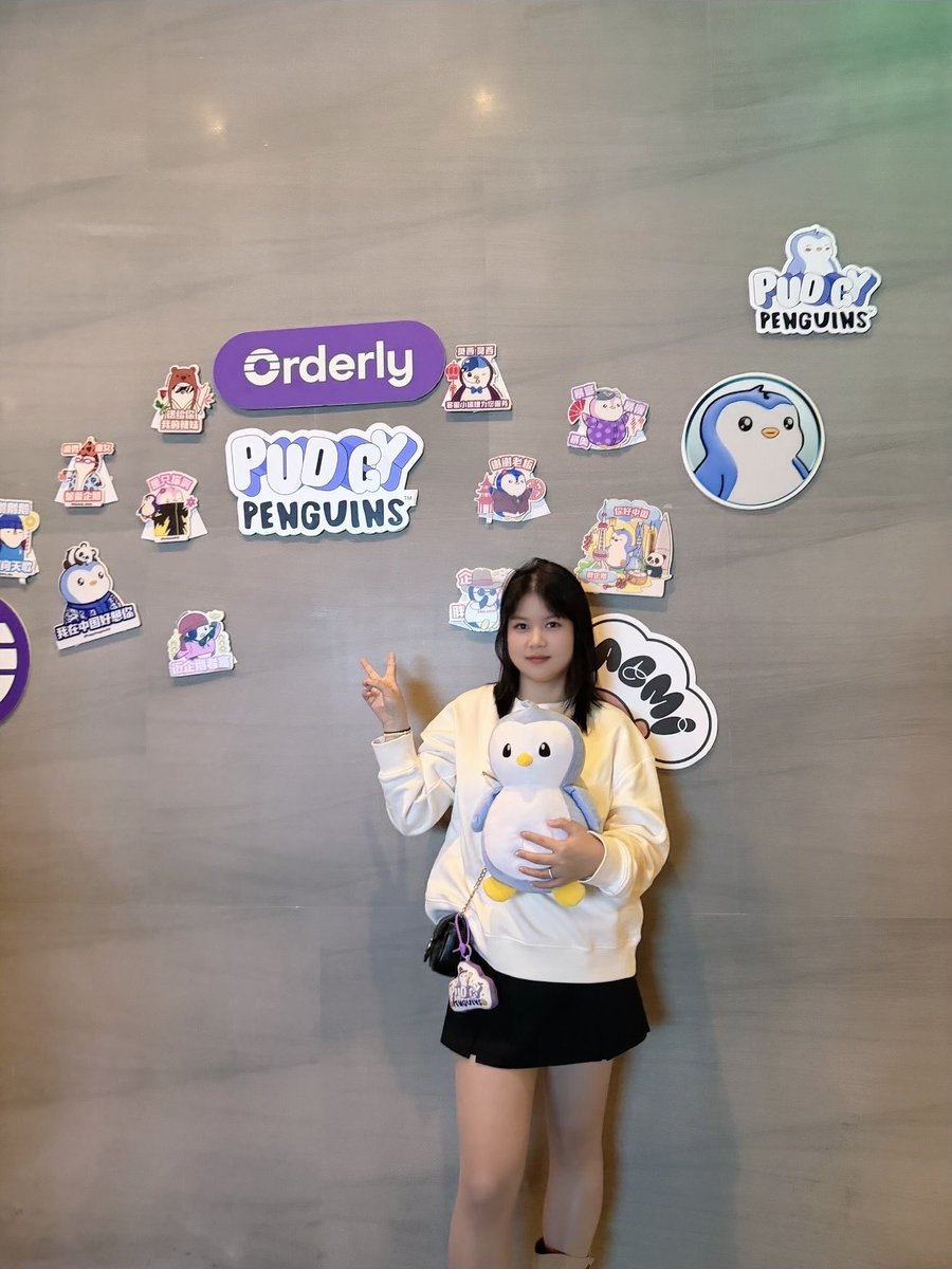 cocoethweb's tweet image. Joining the Huddle in Shenzhen 🇨🇳🐧

今晚在深圳与胖企鹅邂逅 ❤️

@PudgyPenguins @PenguAsia @PudgyPenguinsCN, let’s waddle